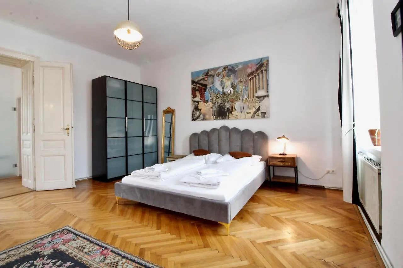 Bright Elegant Flat In Center Apartment Vienna